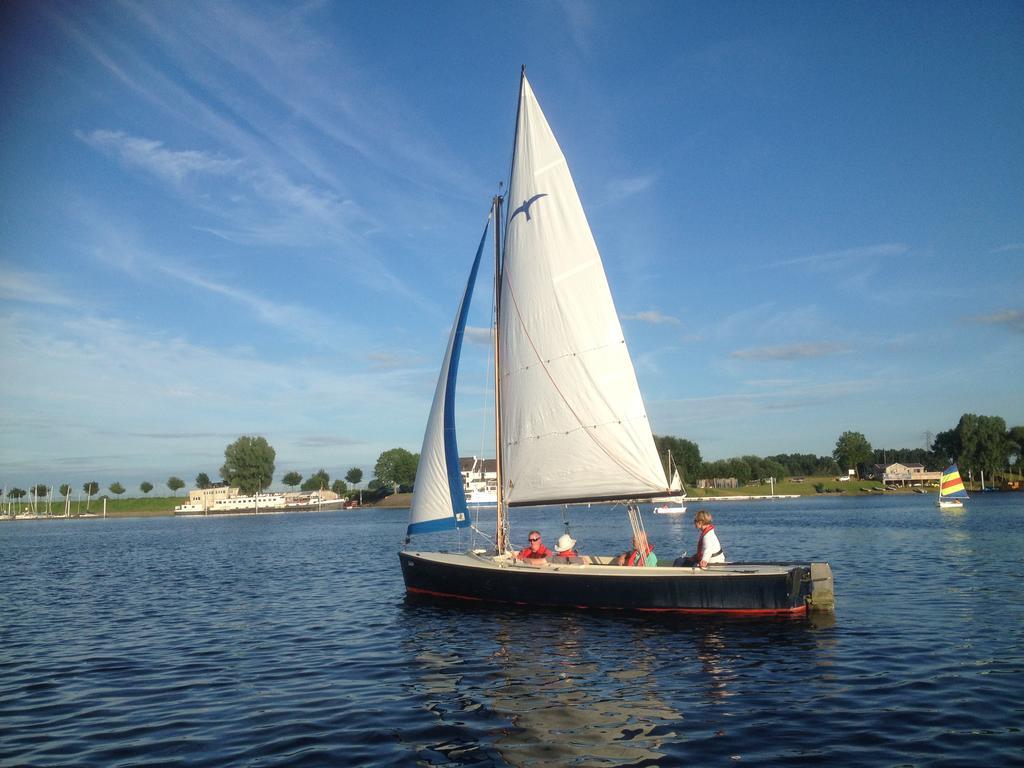 金洛伊 Sailcenter Limburg旅舍 外观 照片